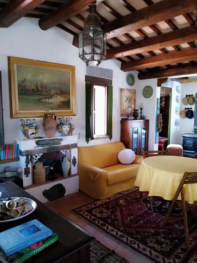 Il Corbezzolo Suite Appartament カステッルッツォ エクステリア 写真
